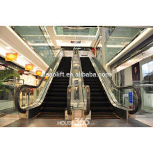 Commercial escalator with aluminum steps